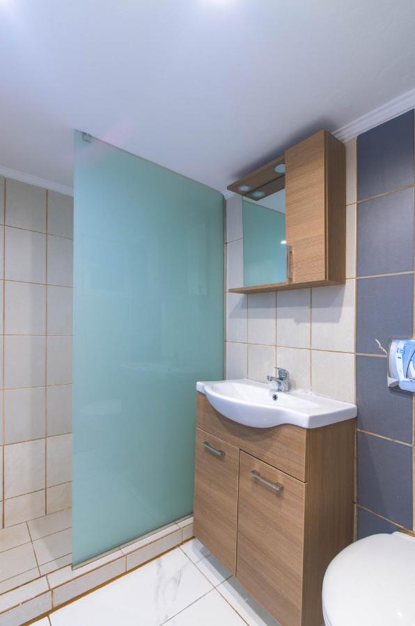 New Renovated 1B Apartment Close To Historic Center Афіни Екстер'єр фото